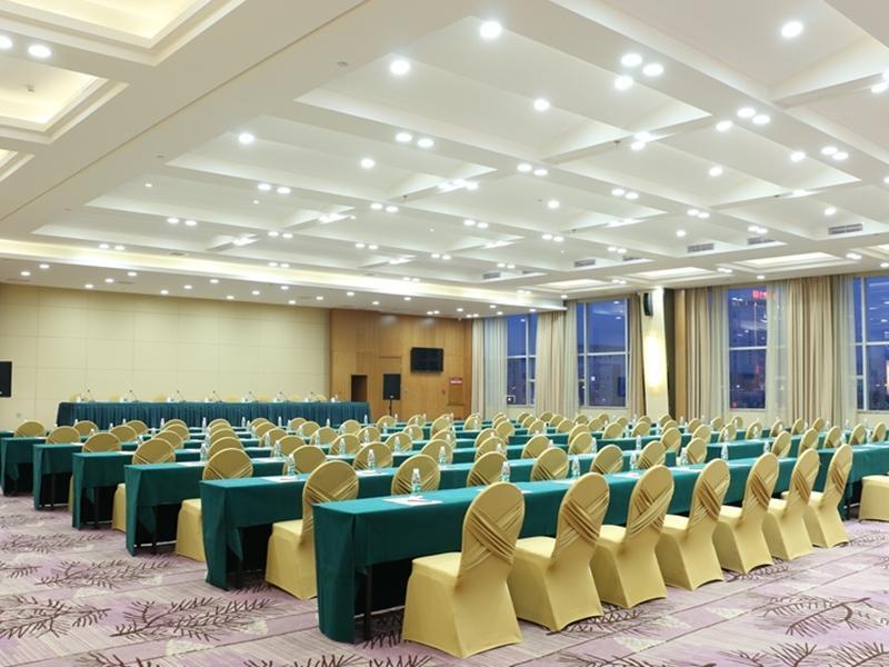 The Grand Plaza Hotel Ji'an  Buitenkant foto