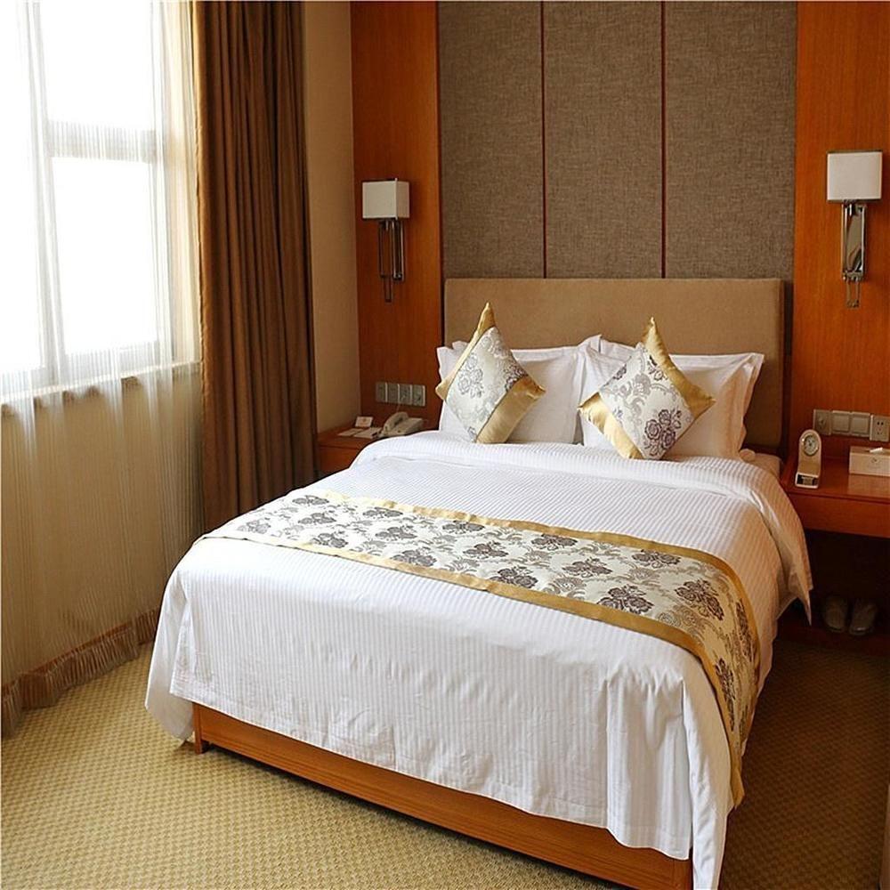The Grand Plaza Hotel Ji'an  Buitenkant foto