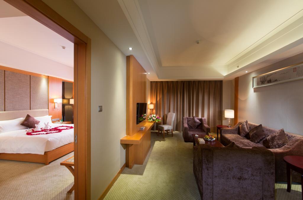 The Grand Plaza Hotel Ji'an  Buitenkant foto